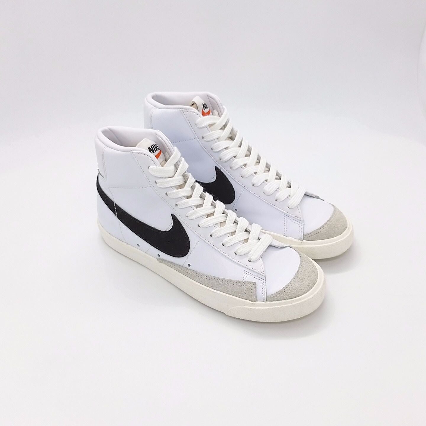 Nike - BLAZER MID 77 VINTAGE