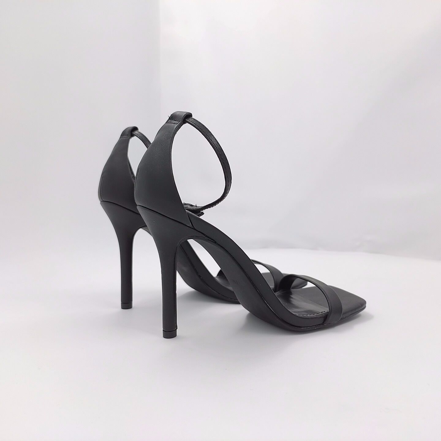 Steve Madden - Piked