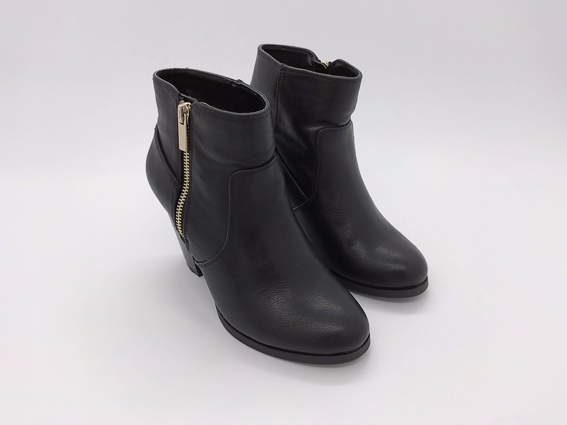 Call it spring Black boots – Trolet