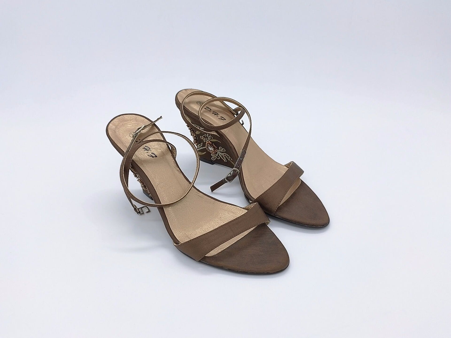 DHF - Brown pumps