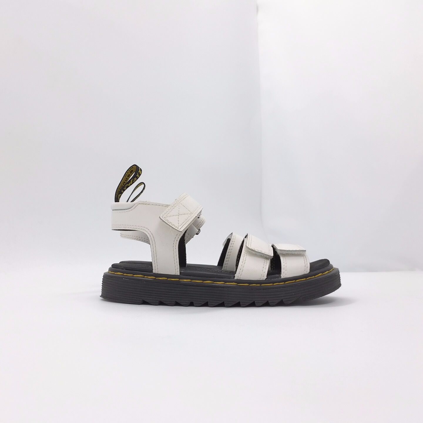 Dr. Martens - Klaire J