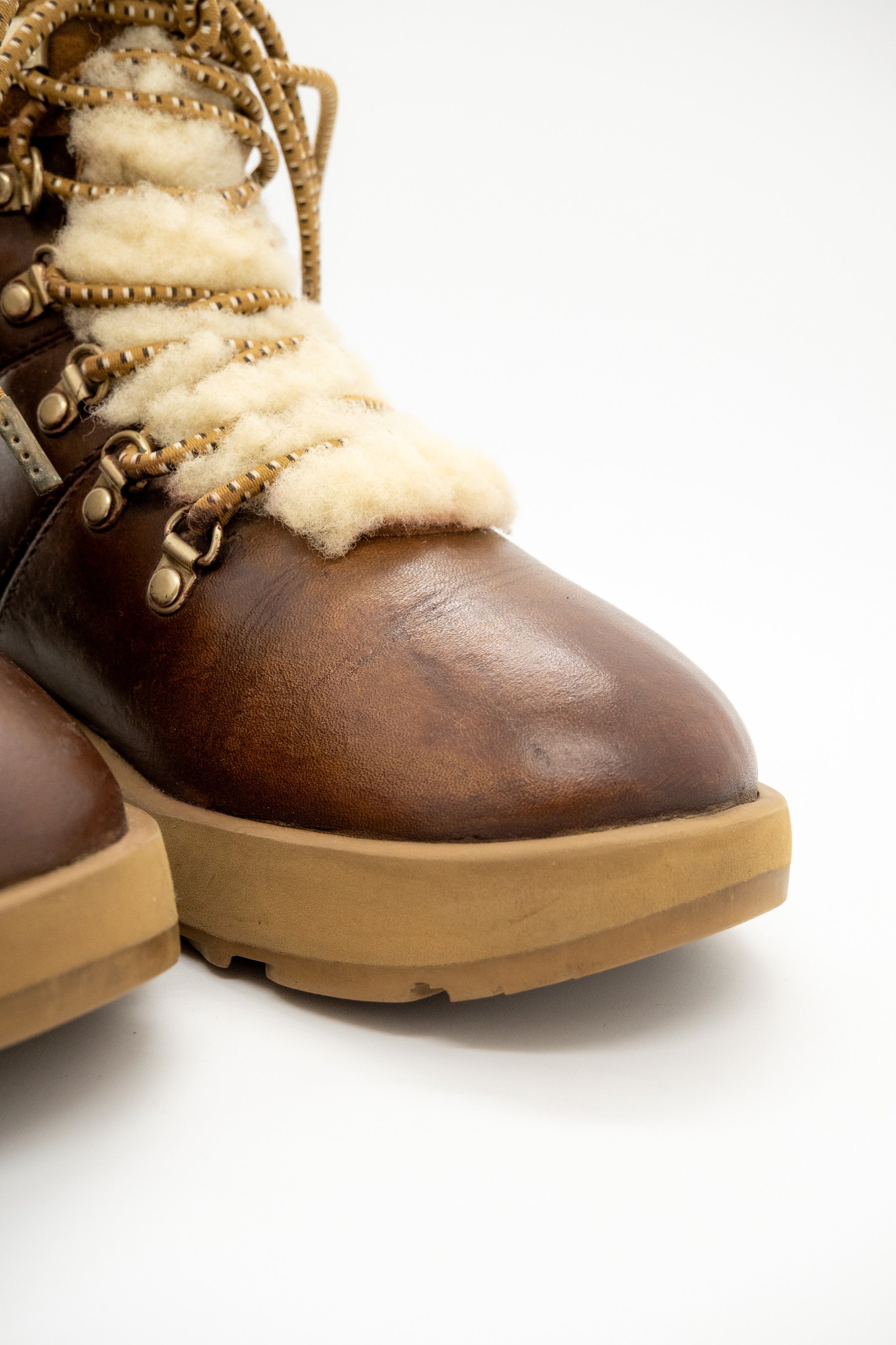 UGG - Viki