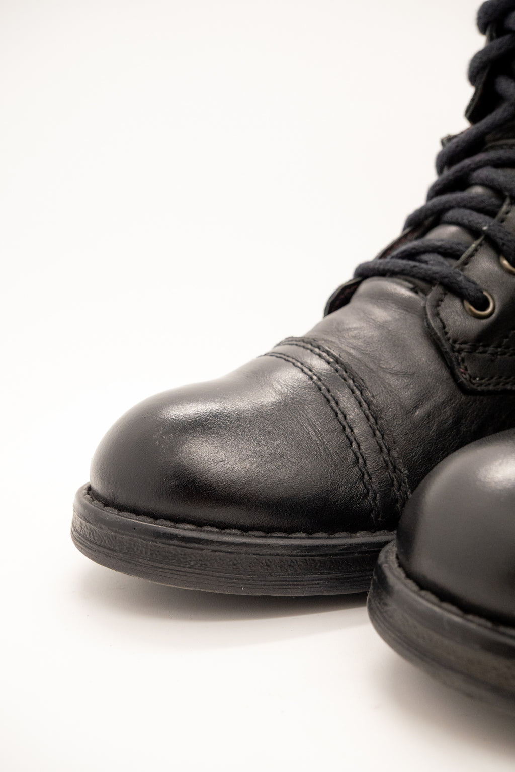 STEVE MADDEN - Troopa 2.0