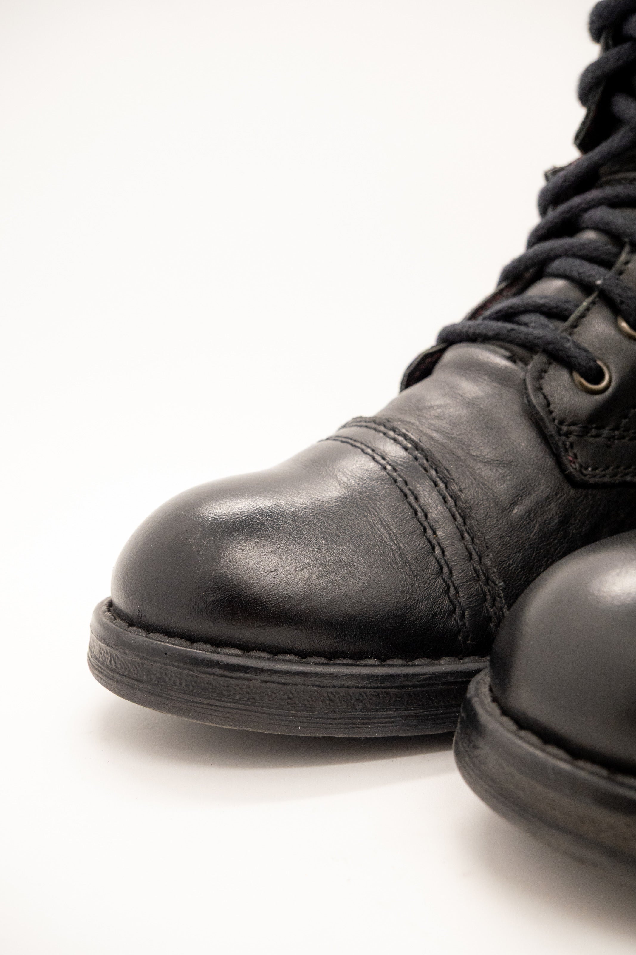 STEVE MADDEN - Troopa 2.0