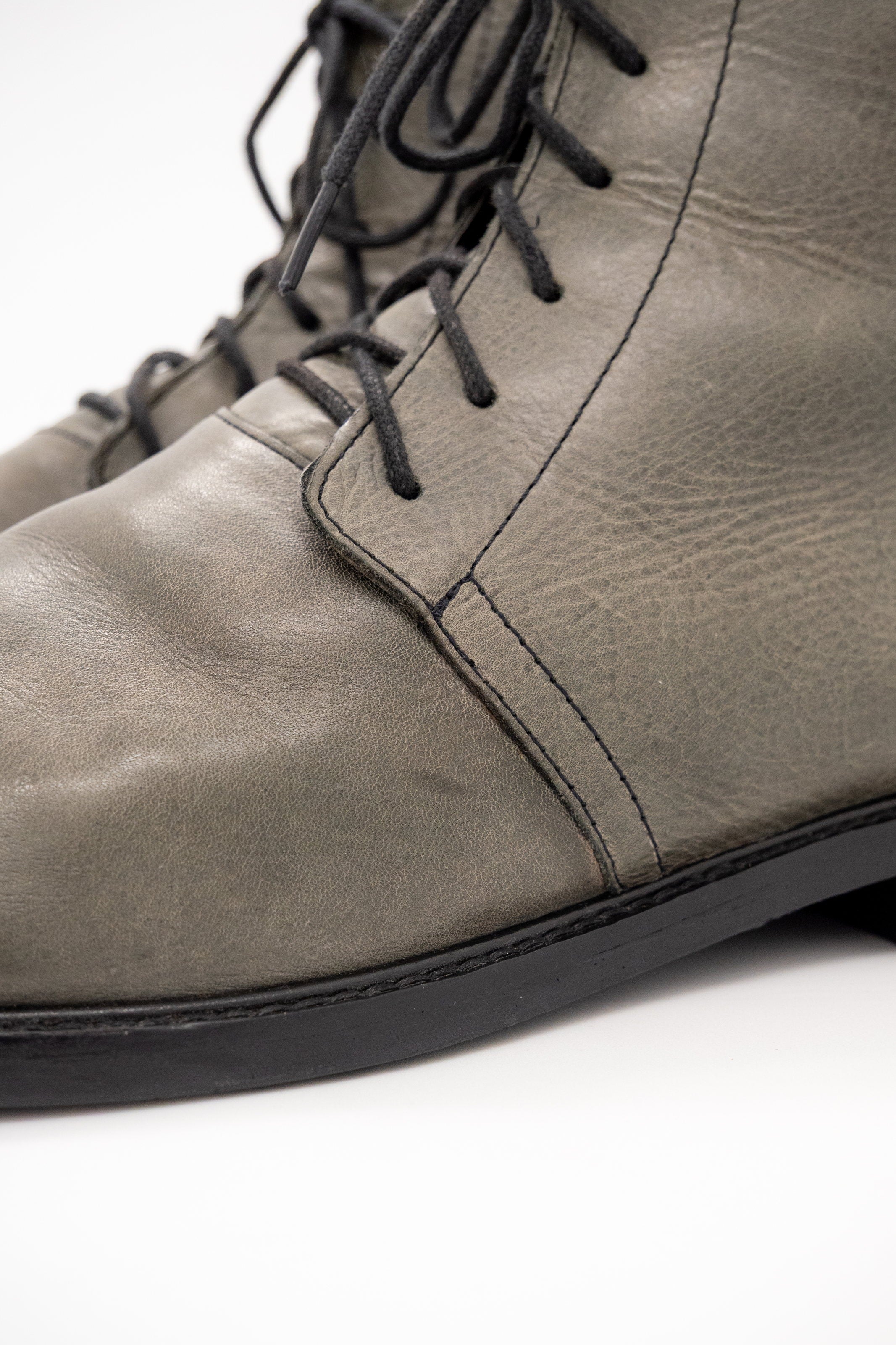 URBAN OUTFITTERS - The Bear