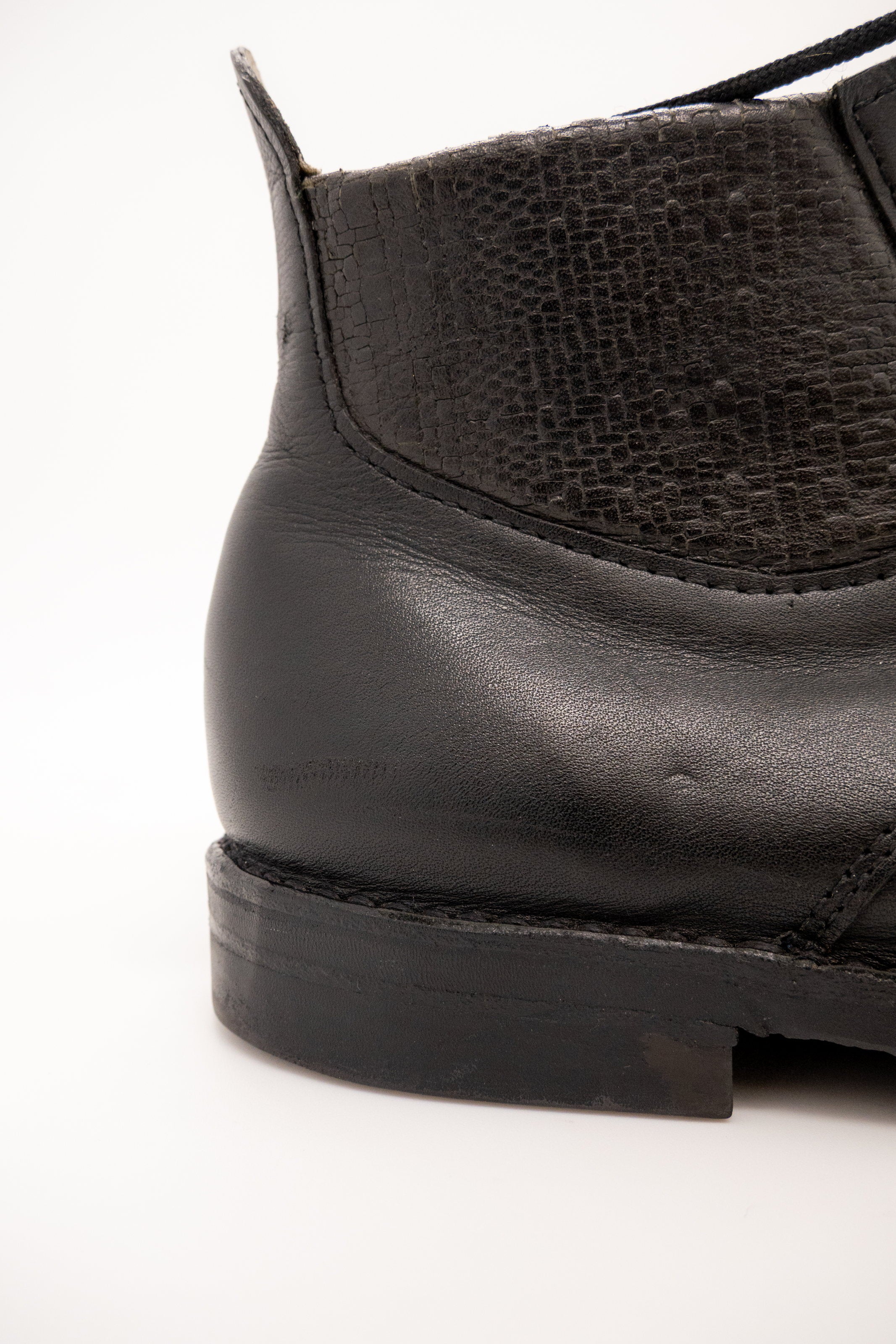 Hand Made - Combat Black