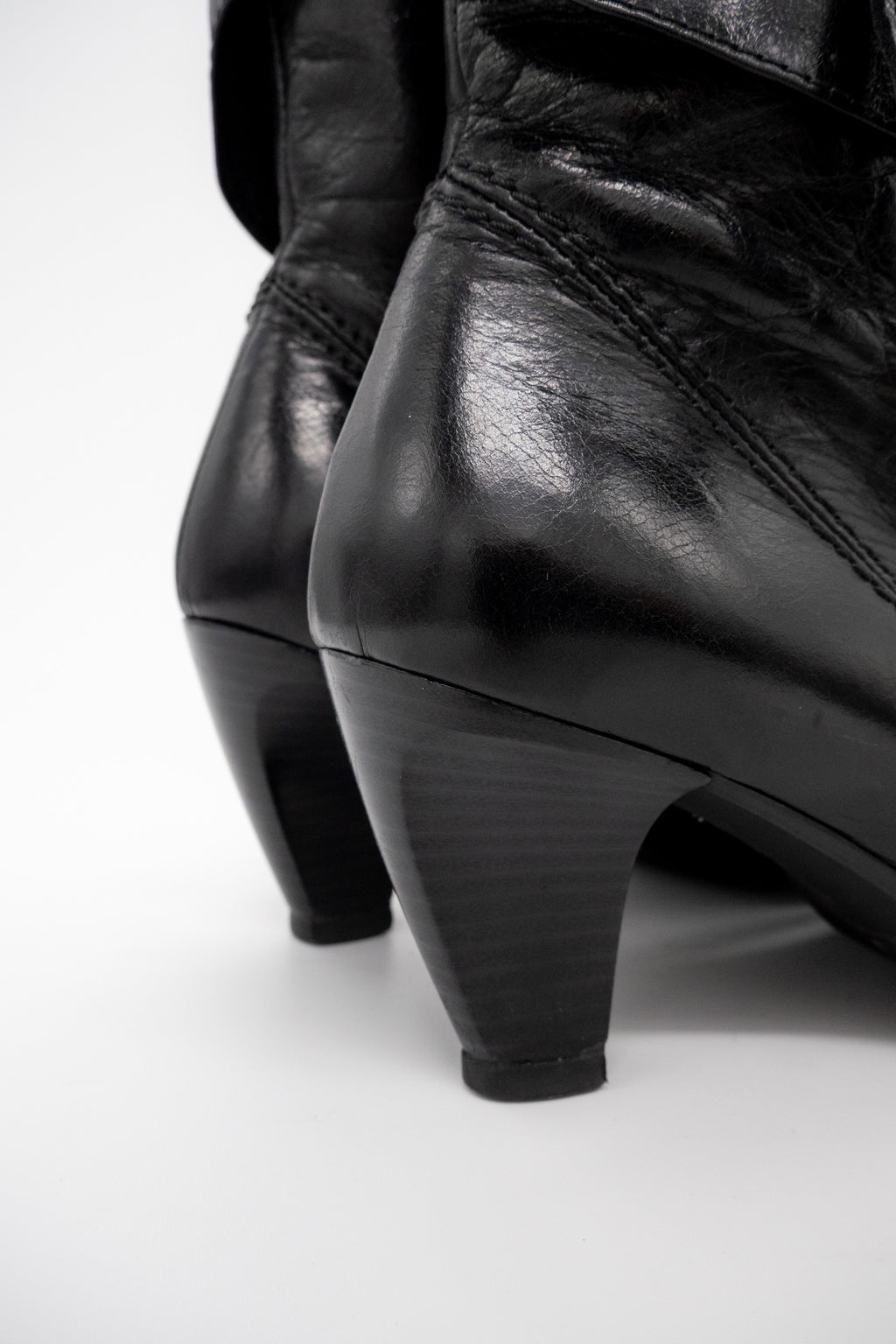 LAVORAZIONE ARTIGIANA  - Combat Black