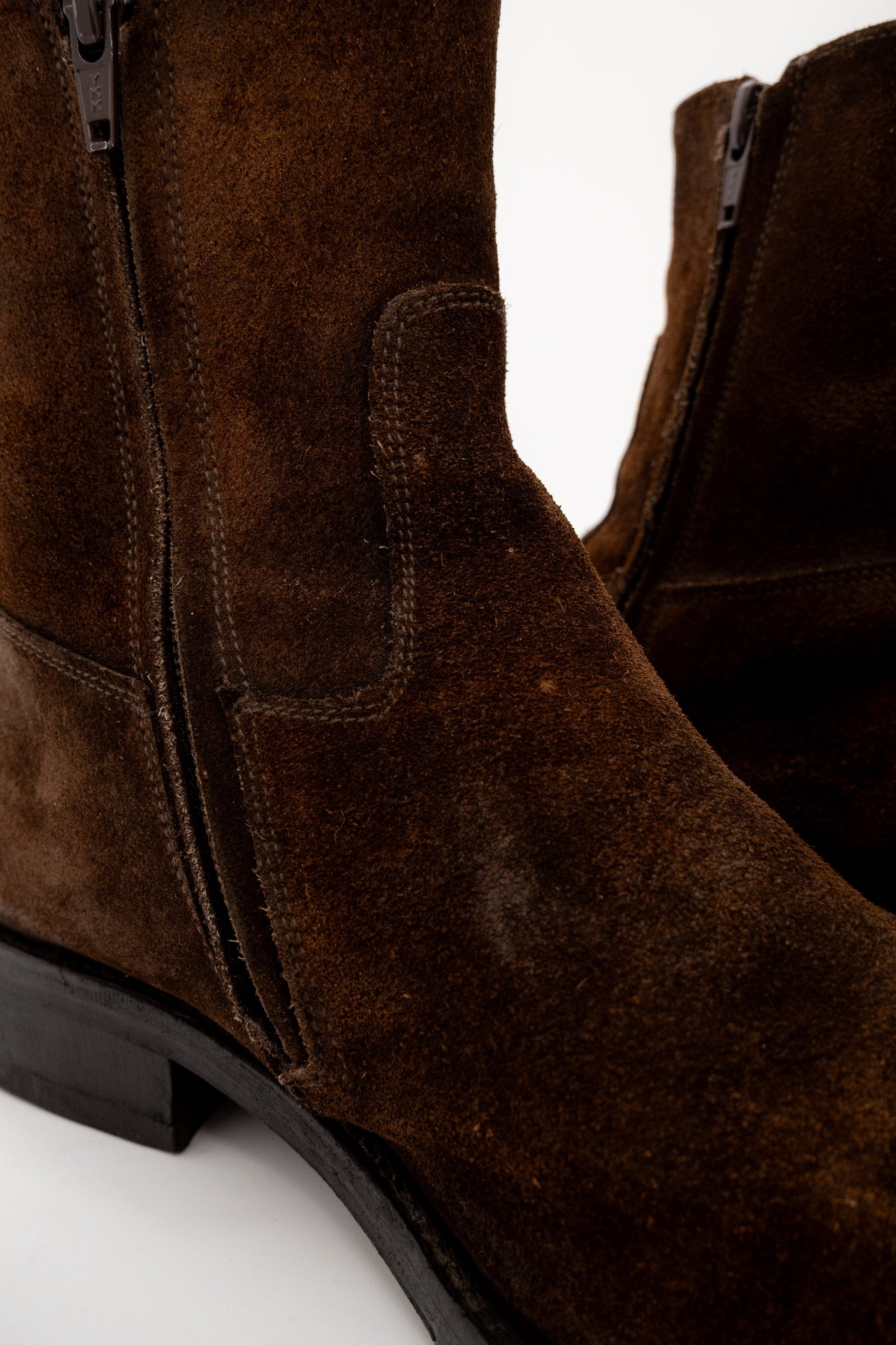 TO BOOT NEW YORK - Chelsea Brown