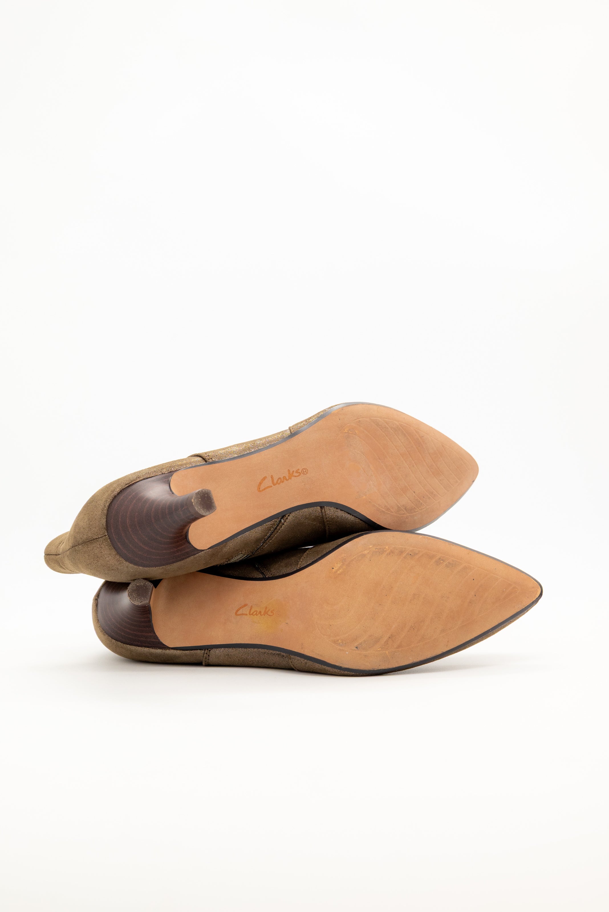 Clarks - Chelsea Gold