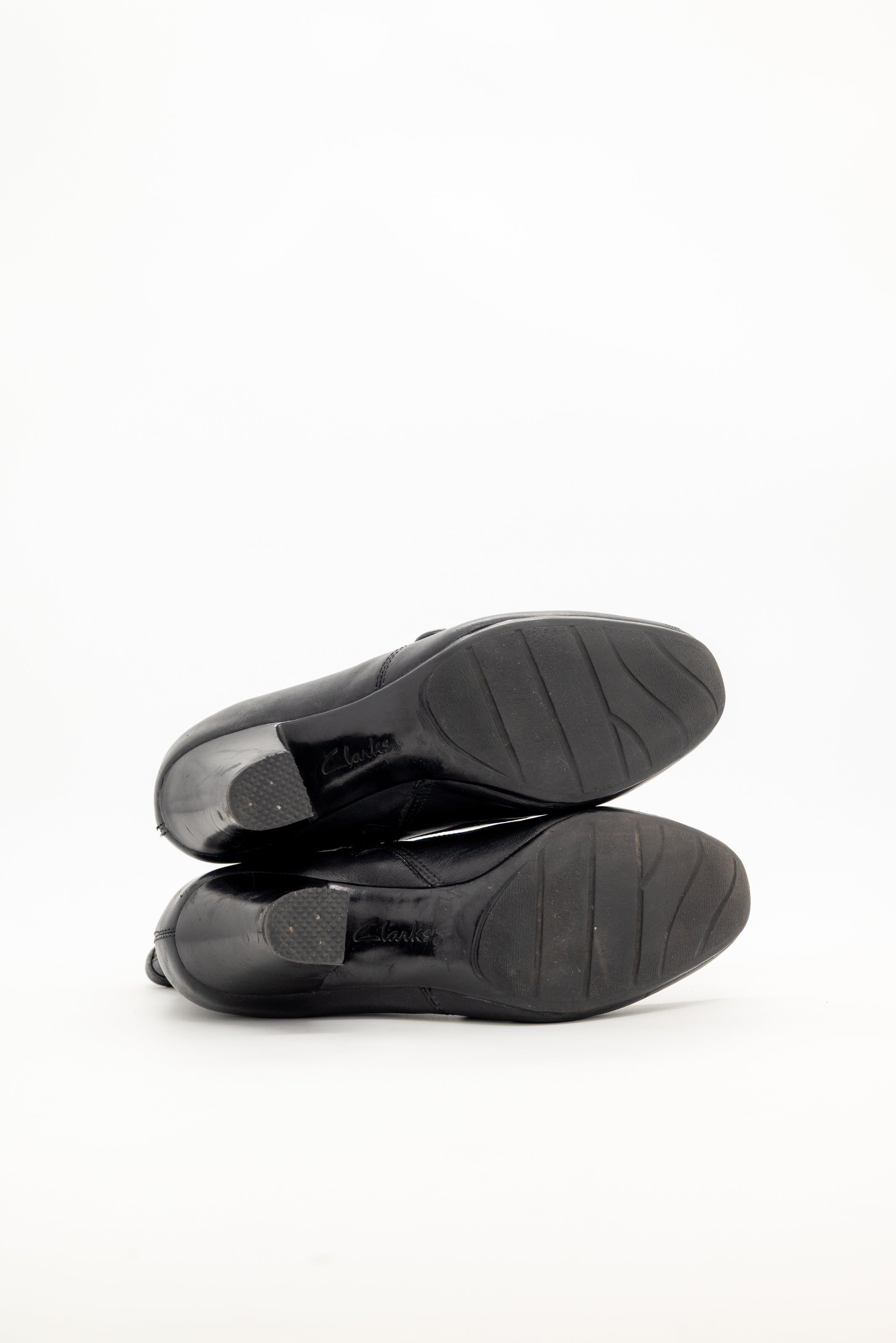 Clarks - Chelsea Black