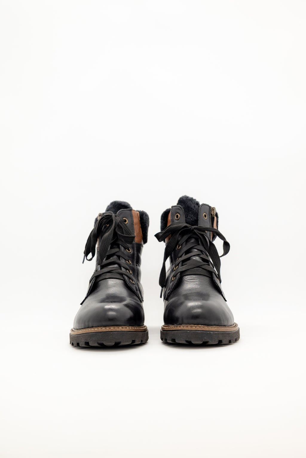 Remonte - Combat Black