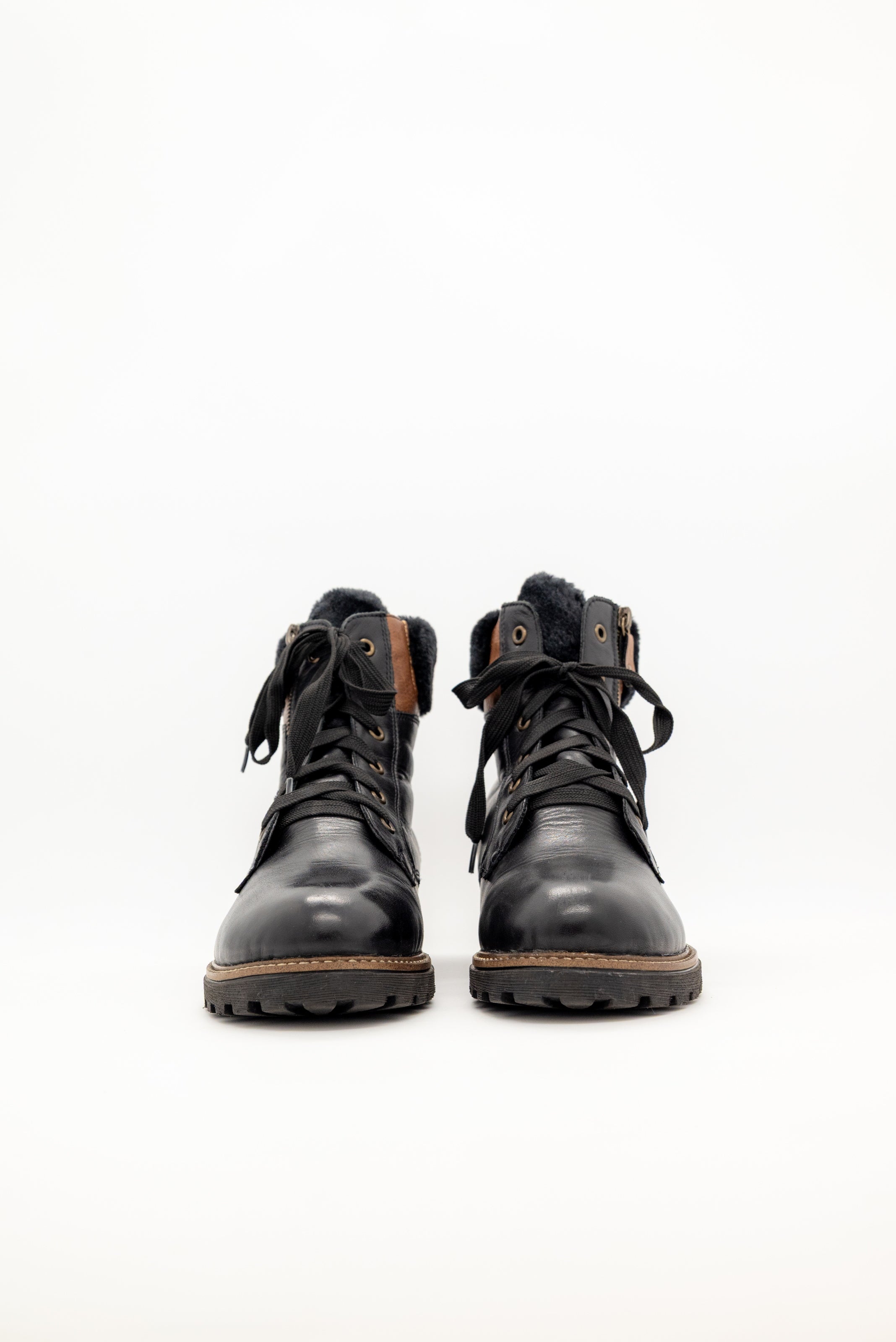 Remonte - Combat Black