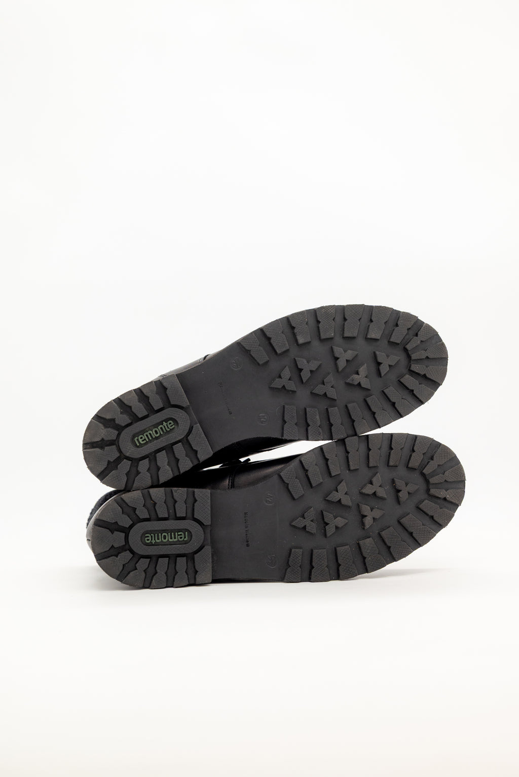 Remonte - Combat Black