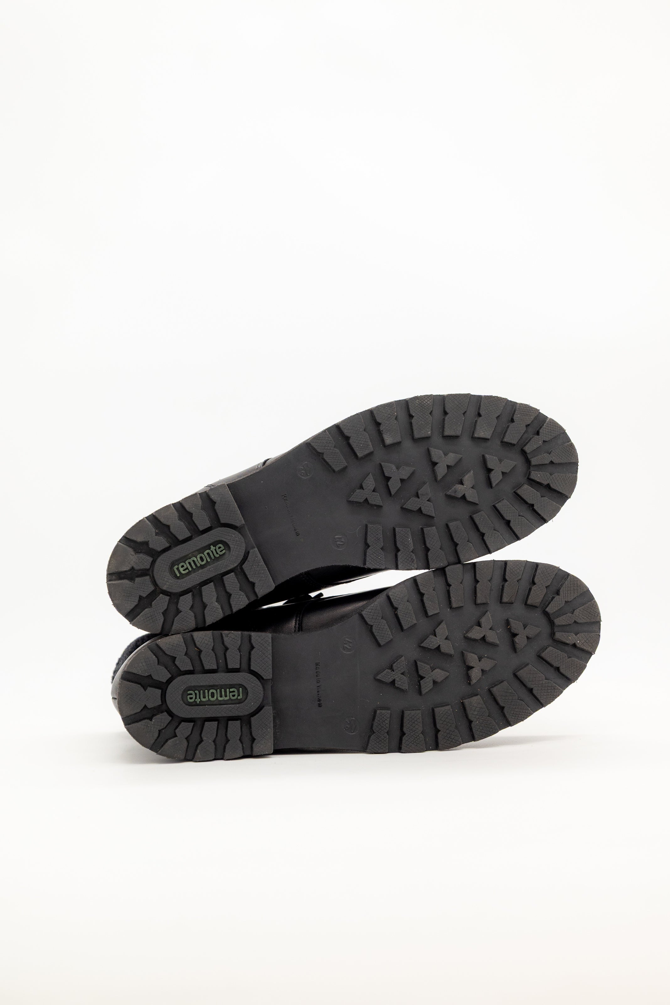 Remonte - Combat Black