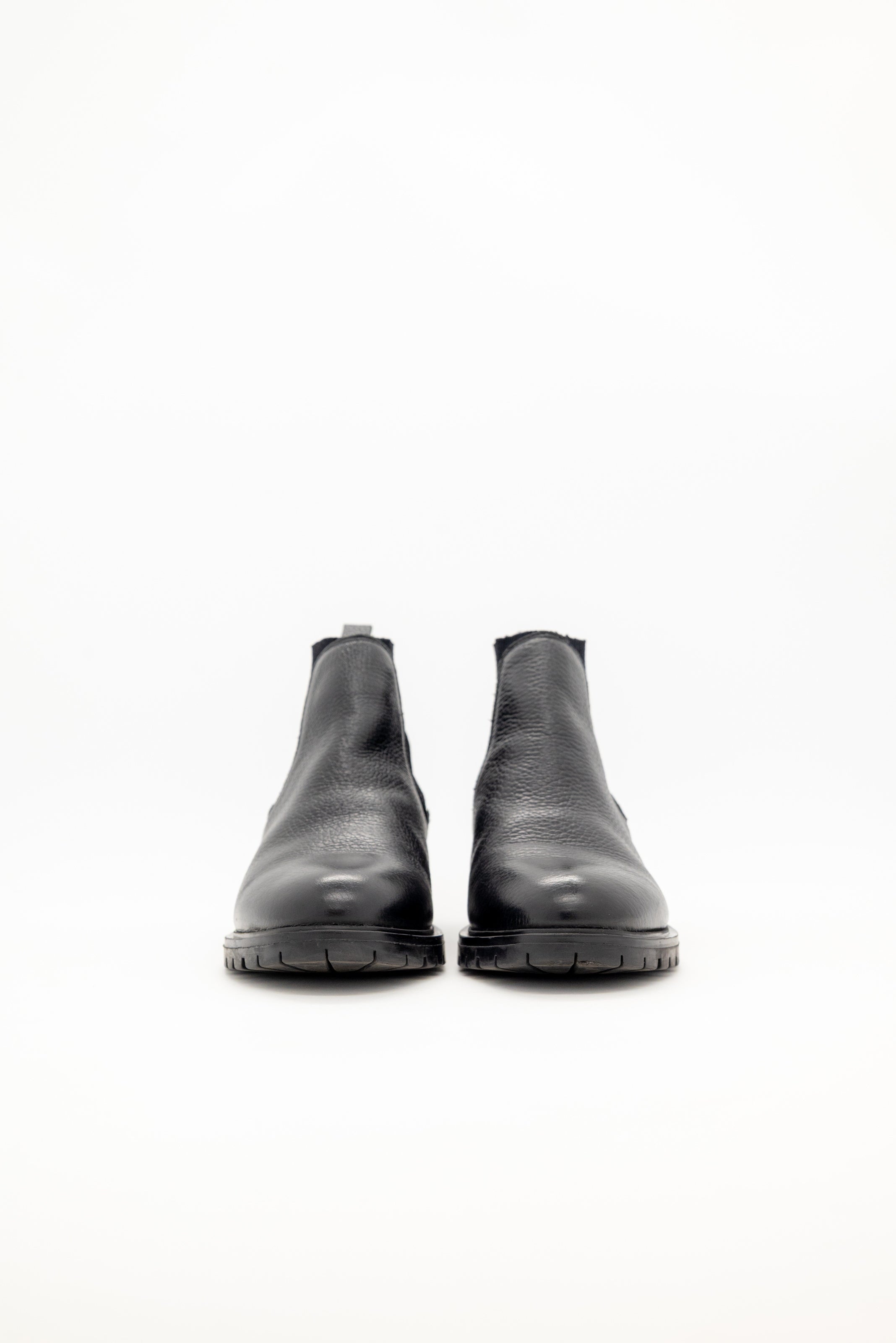 Free Monday - Chelsea Black