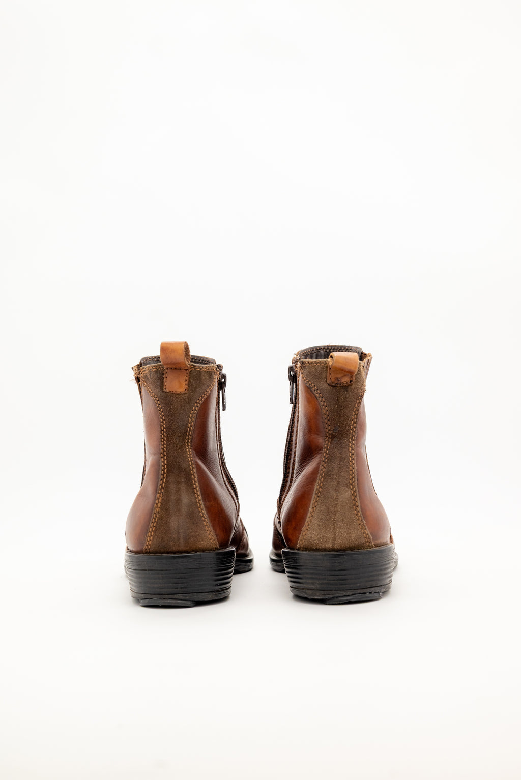 RUBINO - Chelsea Brown