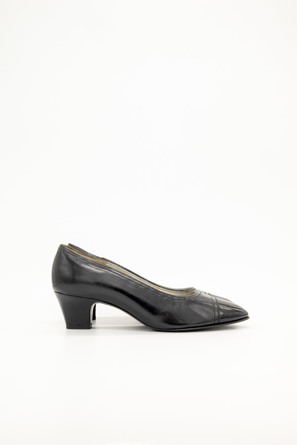 BALLY - Pump Black