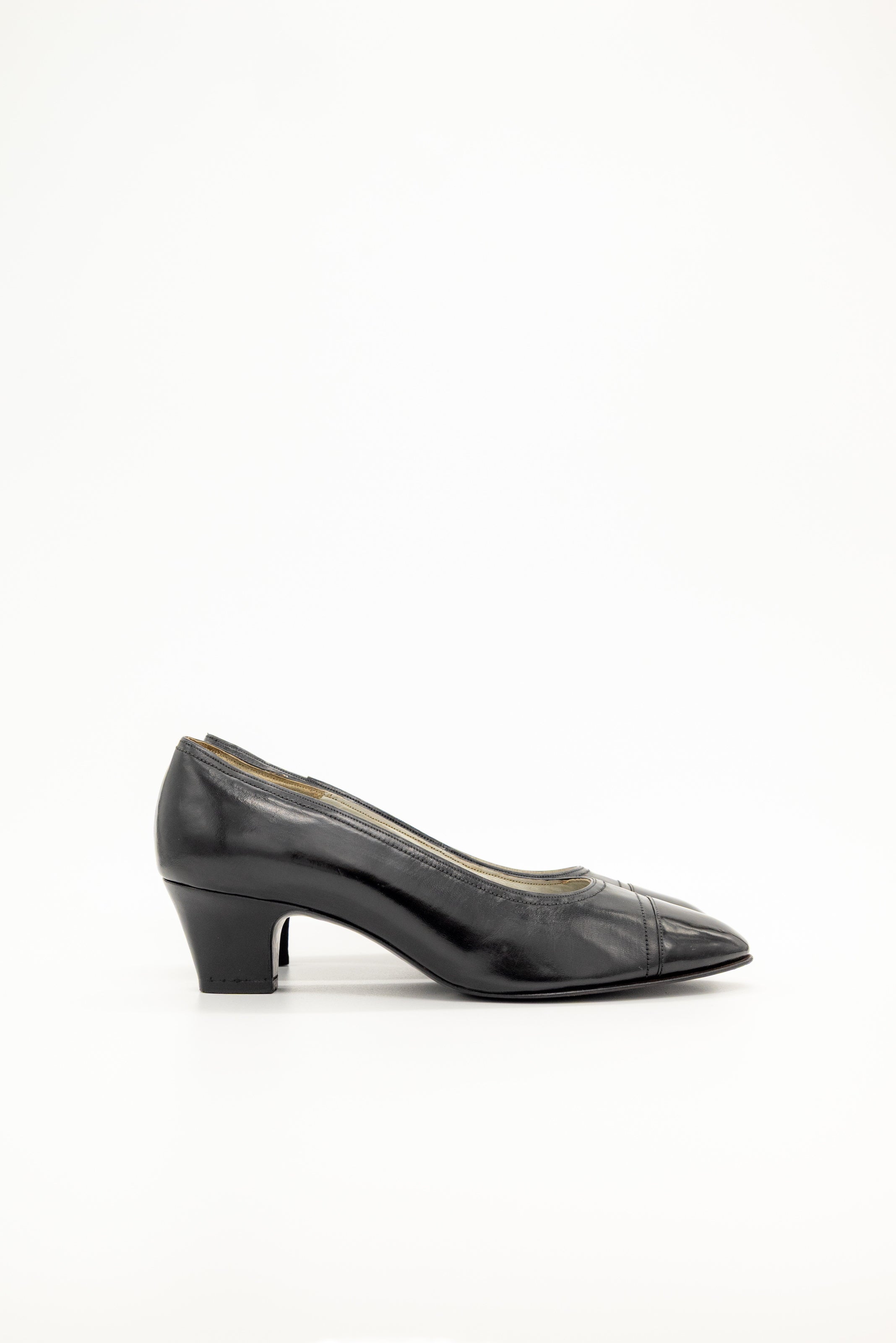 BALLY - Pump Black