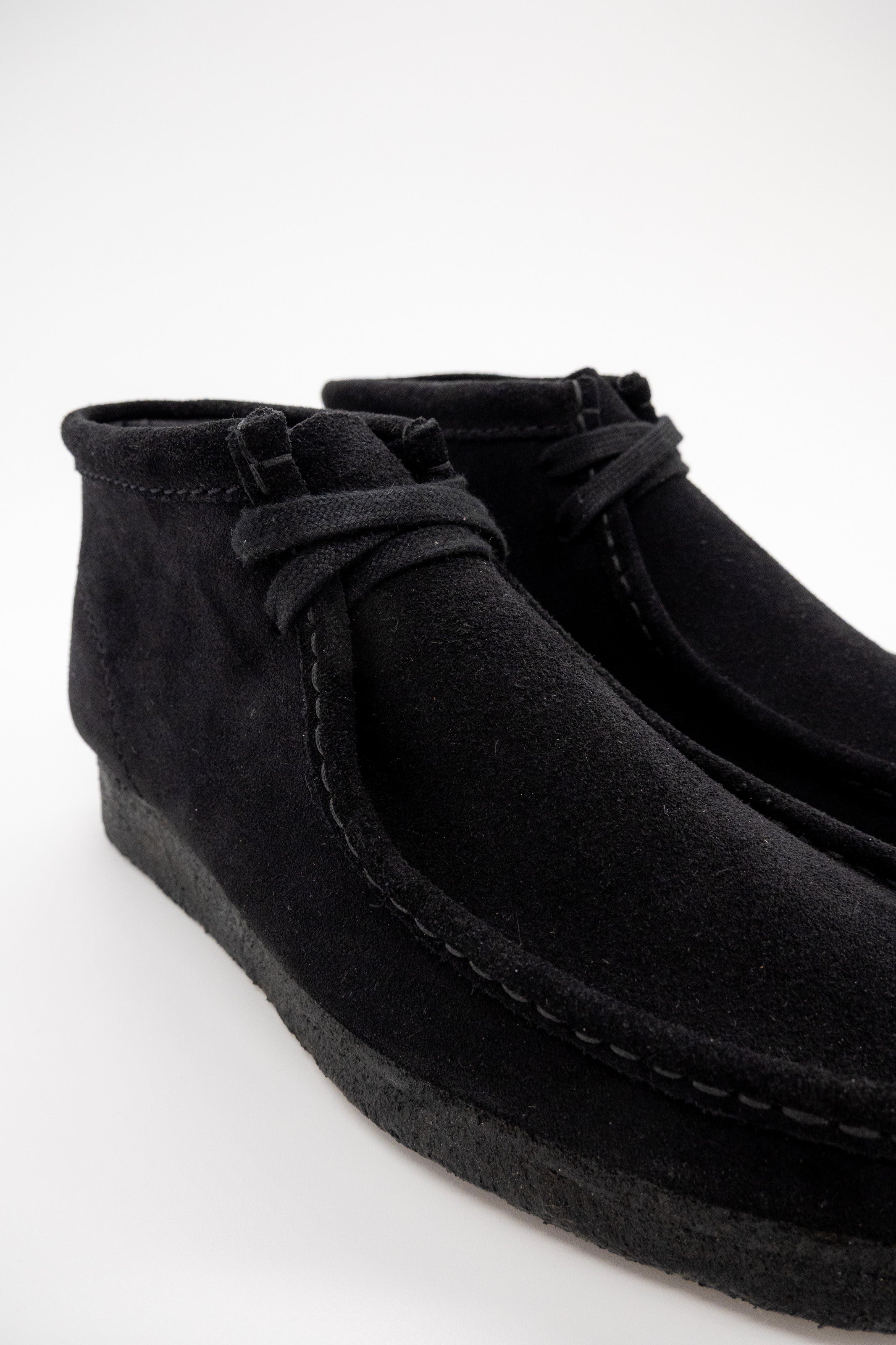 CLARKS - Chukka Black
