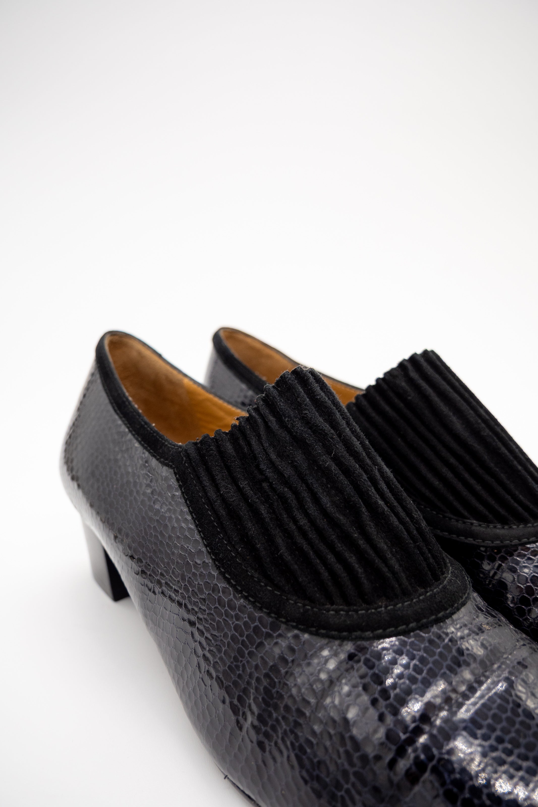 PLATINO - Pump Black